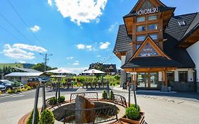 Novobilski - pod wyciągiem Bania i Kotelnica, obok Termy Bania